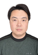 殷峰 照片