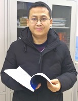 白冰 照片