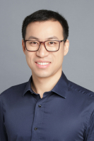 董毅 照片