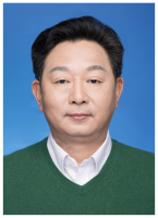 李小春 照片