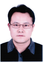何明珠 照片