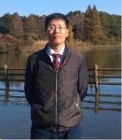 李中平 照片