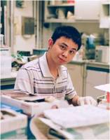 李颖 照片
