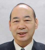樊胜岳 照片