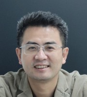 黄志辉 照片