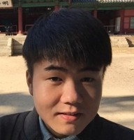 李强 照片