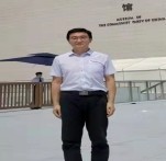 李清波 照片