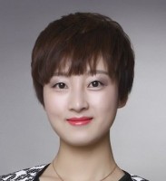 潘薇佳 照片
