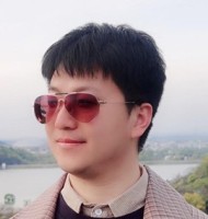 王勇 照片