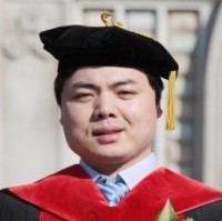 严成浩 照片