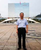 龚其海 照片