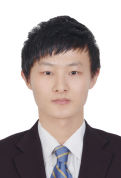 田坤明 照片
