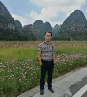 王刚才 照片