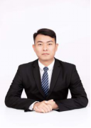 胡睿哲 照片