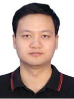 逯鹏 照片