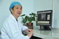 莫三心 照片