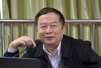 于向东 照片