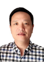 尹海龙 照片