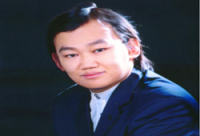 尹达 照片