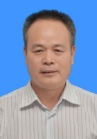 常同钦 照片