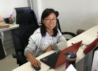 陈凤华 照片