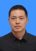 薛人中 照片