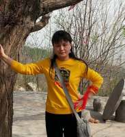 杨艳琴 照片