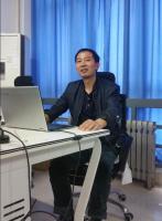 郑先君 照片