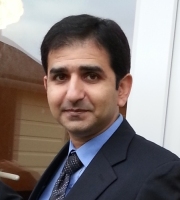 Zubair, Hassan 照片
