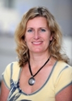 Harries, Priscilla 照片
