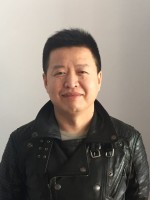 朱华 照片