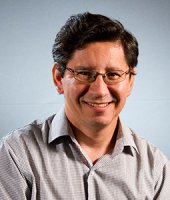Parra, Ruben D. 照片