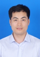 李家卓 照片