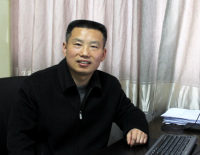 李雪斌 照片