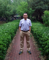 周隆基 照片