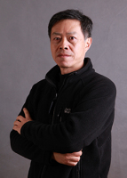 陈艺 照片