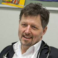 Ayres, Richard 照片