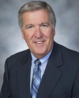 Hutchinson, John S. 照片