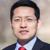 Dong, Yizhou 照片