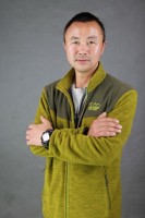 王建 照片