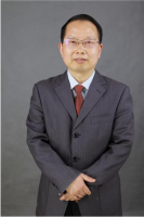 严铭 照片