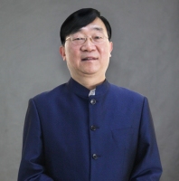 杨玉华 照片