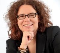 Helfer, Gisela 照片