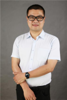 周翔宇 照片