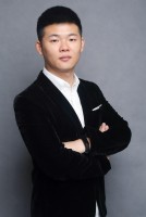 詹本乐 照片