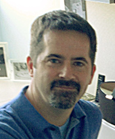 Moore, Brian 照片
