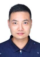 冯俊 照片