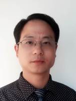 何勇明 照片