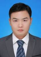 何建华 照片
