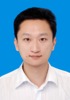 李坤 照片